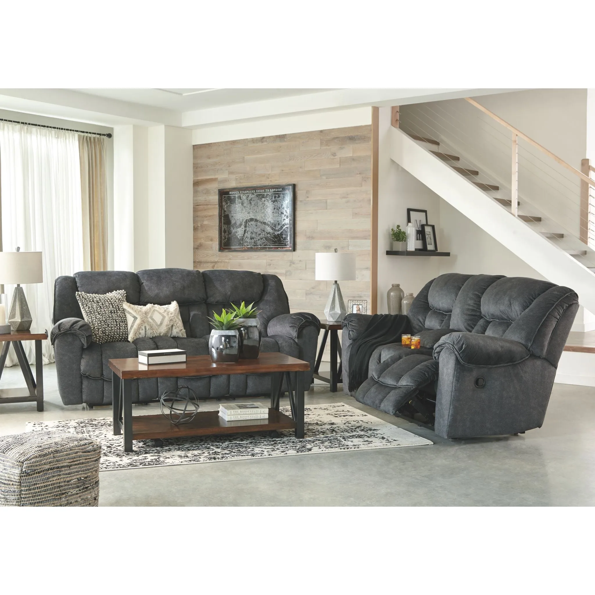 Capehorn Reclining Loveseat with Console