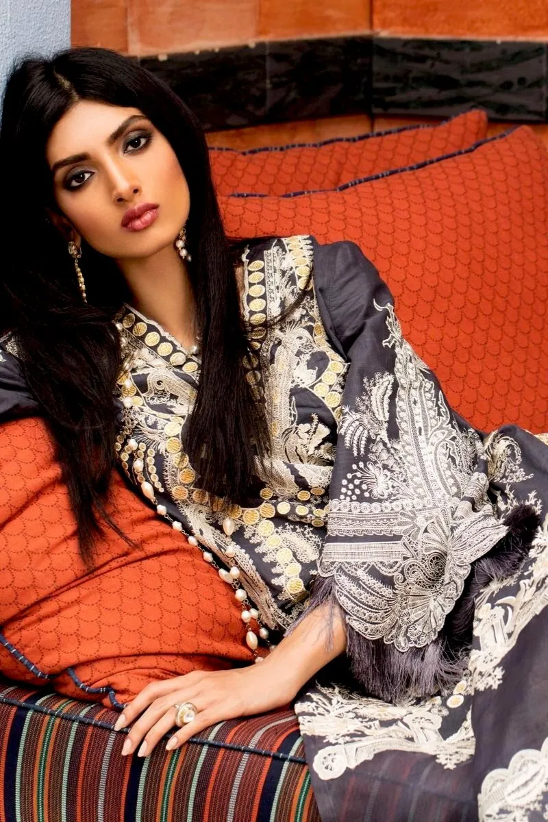 Sana Safinaz Luxury Lawn Collection 2020 – 16B