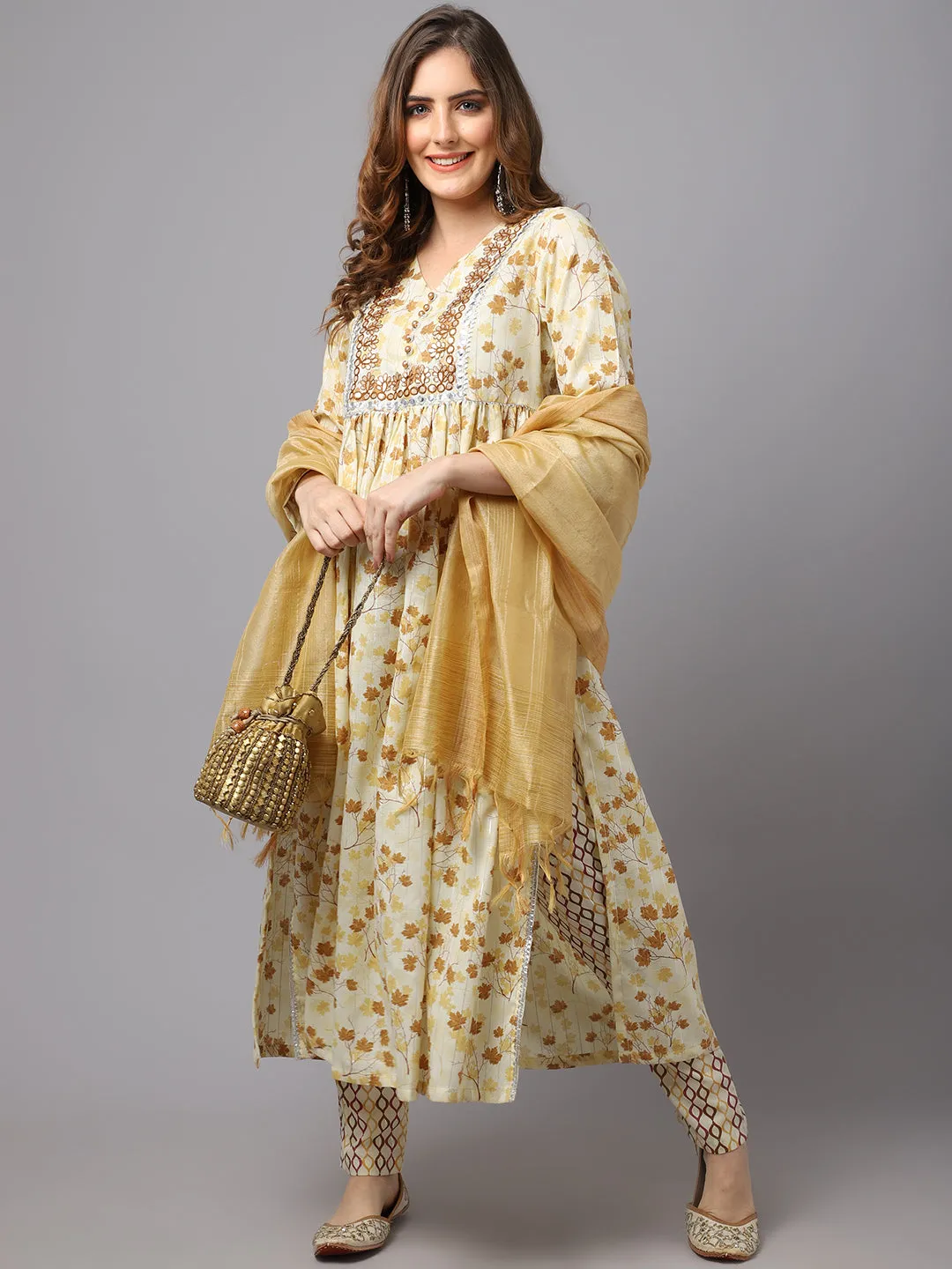 Women Brown Maple Leaf Kurta Set With Patra Embroidery